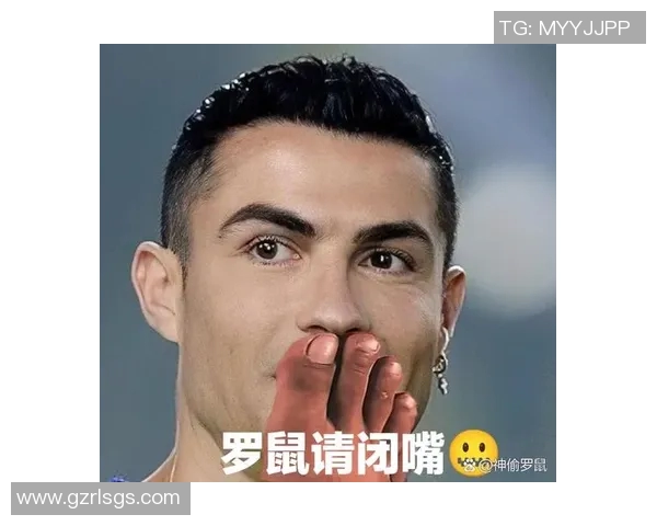 足球矮个子球星的时尚穿搭揭秘展现个性与自信的独特风格 足球矮个子球星的时尚穿搭揭秘展现个性与自信的独特风格